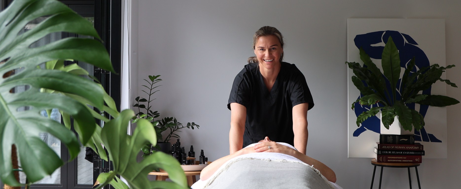 The Osteo Facialist Faceup method Philippa Pownall Personal Brand photography by Good CX